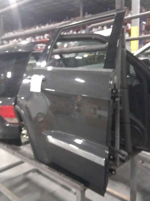 2011 Jeep Grand Cherokee Rear Right Door Black 169598 142k Miles Used