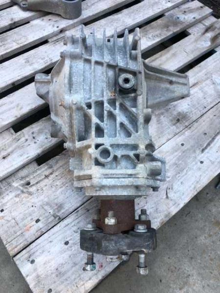 07 08 09 10 PONTIAC SOLSTICE AUTOMATIC AT REAR CARRIER ASSEMBLY