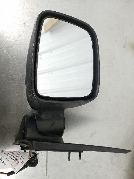 Driver Side View Mirror Power Non-heated Fits 02-07 LIBERTY 183134