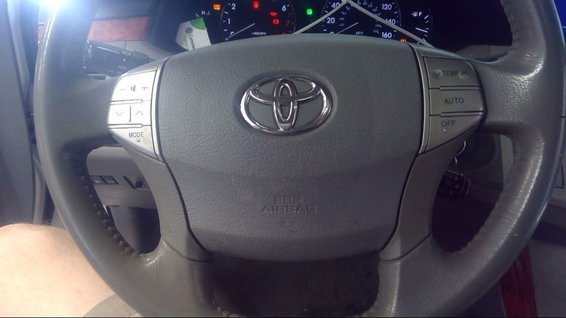 2005-2012 Toyota Avalon Driver Steering Wheel Air Bag Gray