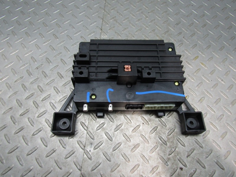 2019 SUBURBAN COMMUNICATIONS MODULE WIFI 84293872 OEM