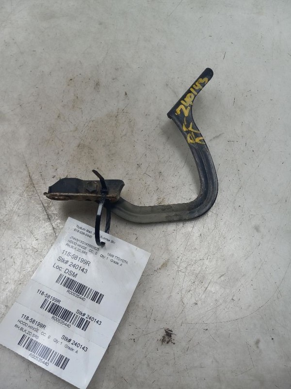 89 90 91 92 93 94 95 TOYOTA PICKUP SR5 PASSENGER RIGHT HOOD HINGE