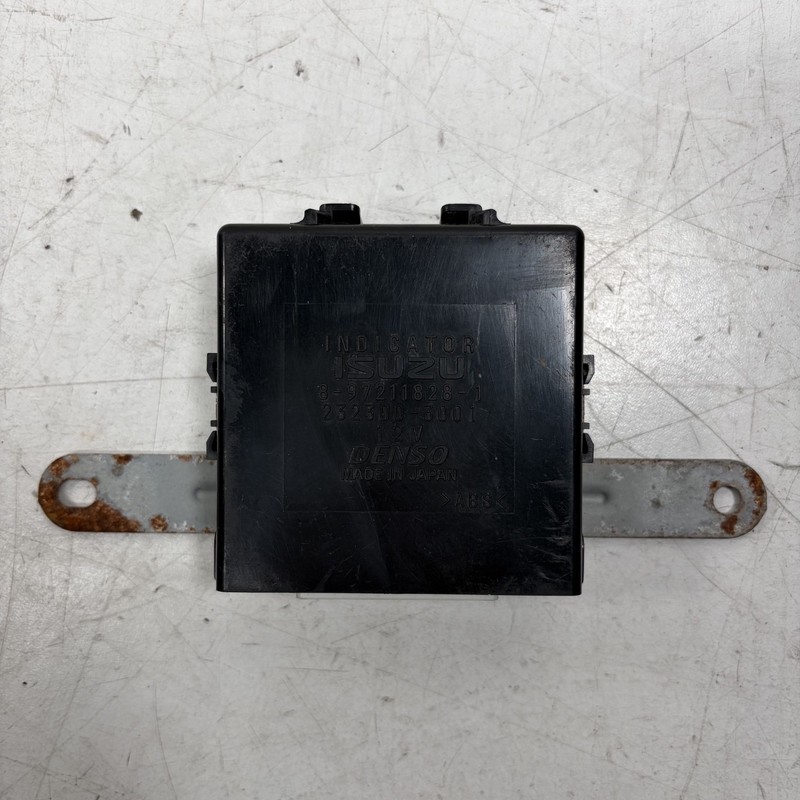 00 Honda Passport Isuzu Rodeo Indicator Control Unit 8-97211828-1 OEM