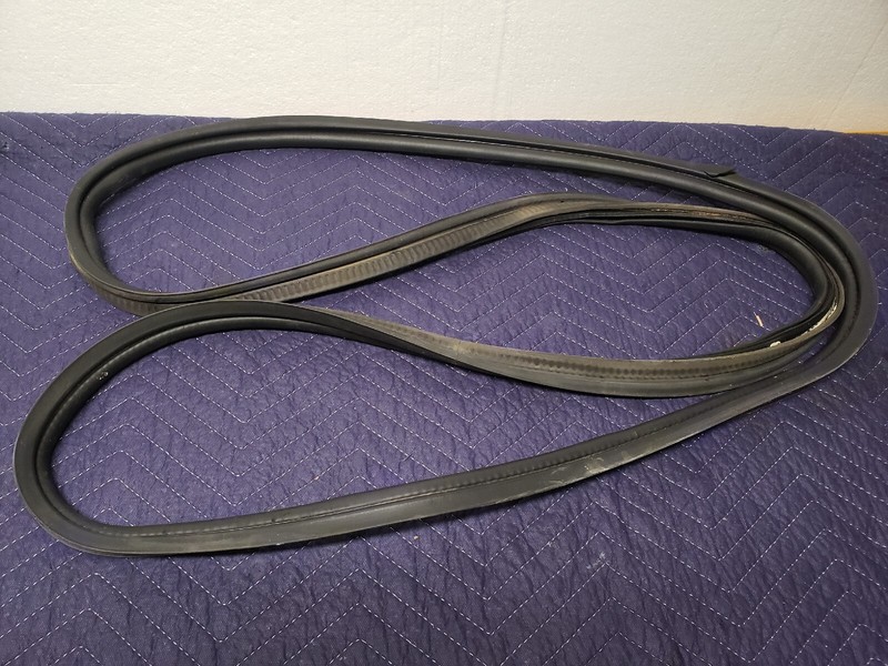2012-2018 FORD FOCUS SE REAR BACK Hatchback LID WEATHERSTRIP SEAL RUBBER OEM