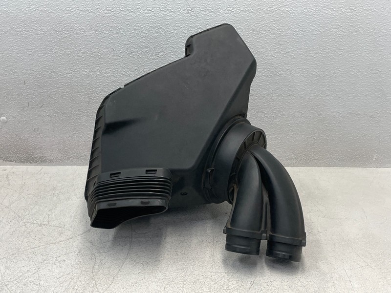 12 13 14 15 Audi S7 Air Intake Inlet Cleaner Filter Box Duct 4.0L 1605 OEM