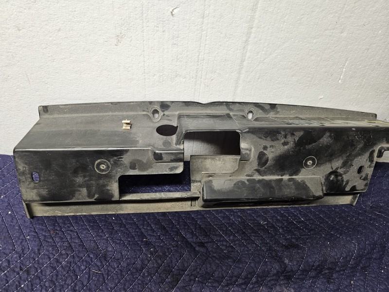 97-07 Ford Van E350 Top Plastic Cover Above Radiator Support Oem Upper Shield