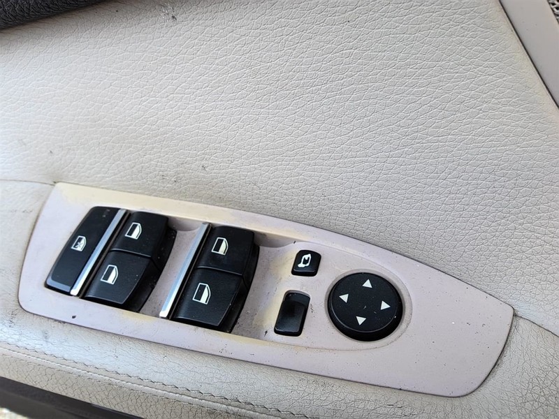 Driver Front Door Switch Driver's Fits 09-15 BMW 750i 1722309