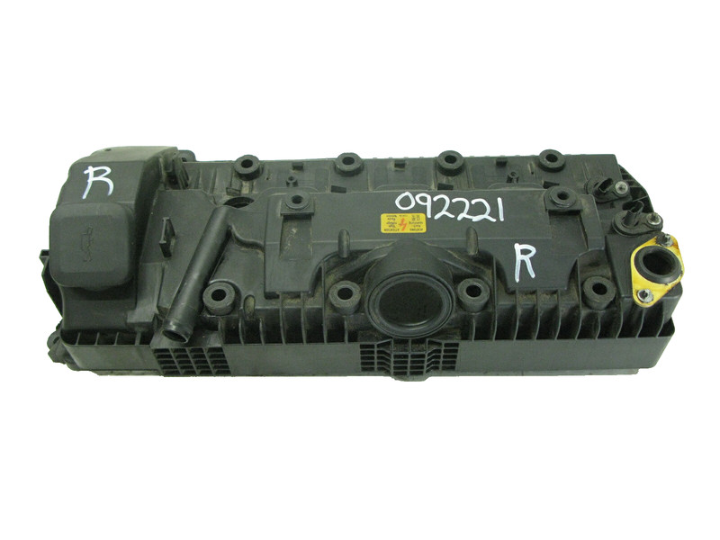 02-10 BMW N62 4.4L 4.8L Right Valve Cover 550i 745i X5 E60 E70 OEM 092221