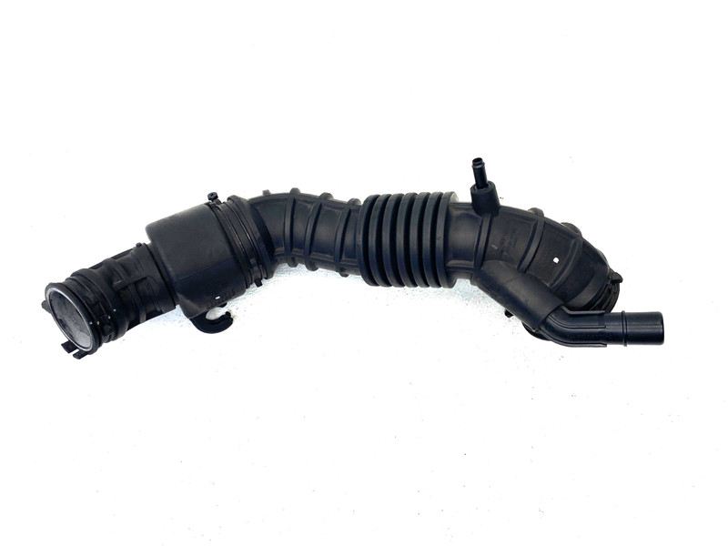 21-23 HYUNDAI ELANTRA N-LINE ENGINE AIR INLET DUCT HOSE OEM #A0.66