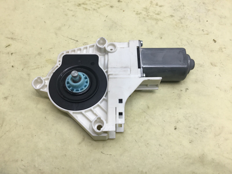 Bentley Flying Spur W12 Front Right Door Window Regulator Motor 13-18 |:Y