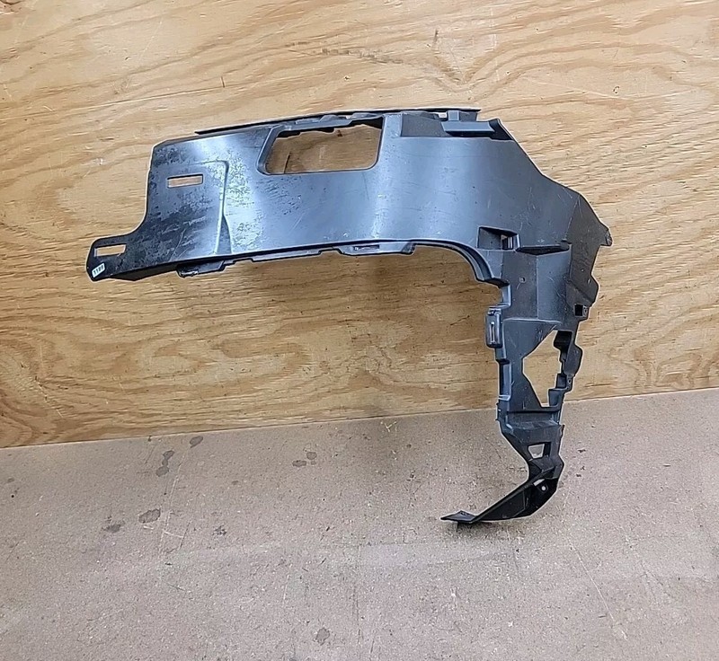 2017 2018 2019 2020 AUDI Q7 Front Bumper Left Side Bracket Cover 4M0807095E OEM*
