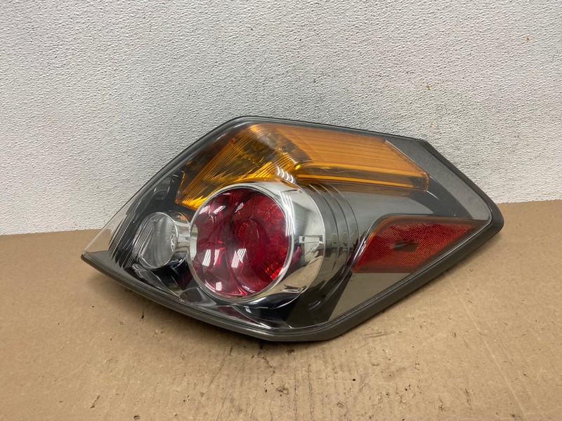 2007 to 2012 Nissan Altima Right Passenger Rh Side Tail Light AE6438 LK