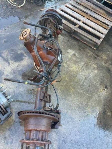 06 07 F350 DIESEL CHASSIC CAB DRW REAR AXLE ASSEMBLY 4.10 BS-365