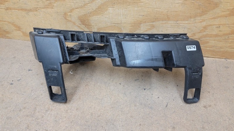 2014 - 2017 RANGE ROVER SPORT Front Bumper Right Top Bracket DK6217C862AA OEM*