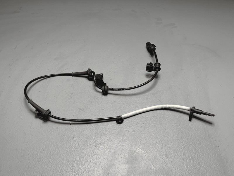 2015-20 Tesla Model S AWD Front Right Passenger Side ABS Wheel Speed Sensor OEM