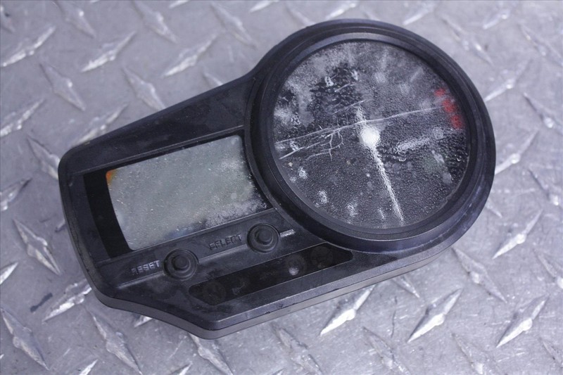 2000 YAMAHA YZF R1 SPEEDOMETER SPEEDO TACH GAUGE CLUSTER INDICATOR YZFR1 * 00