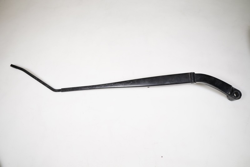 2020 - 2025 NISSAN SENTRA FRONT WINDSHIELD RIGHT PASSENGER SIDE WIPER ARM OEM
