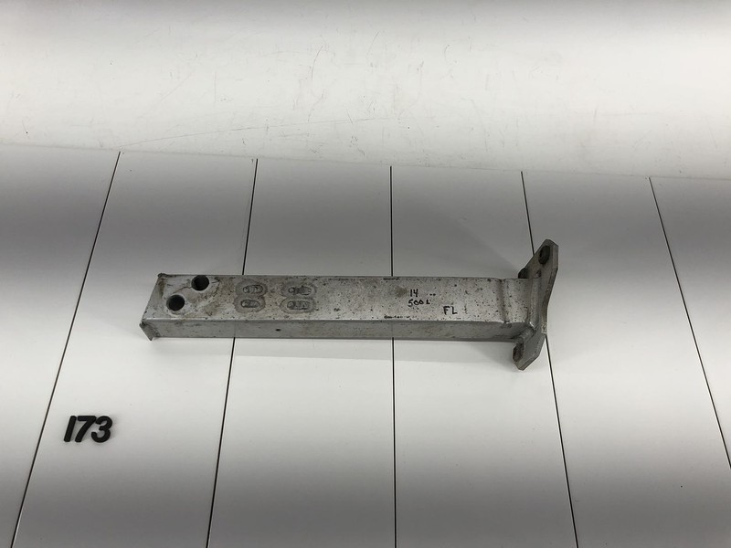 14-19 FIAT 500L FRONT LEFT DRIVER SIDE BUMPER REINFORCEMENT BEAM BRACE STRUT OEM