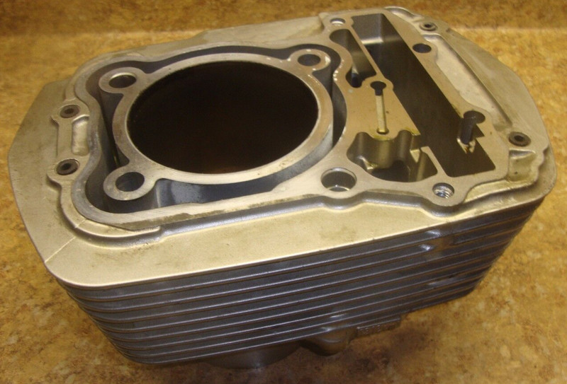 2006 Honda VTX1300 VTX 1300 C VTX1300C Engine Cylinder Jug Barrel Motor Block Fr