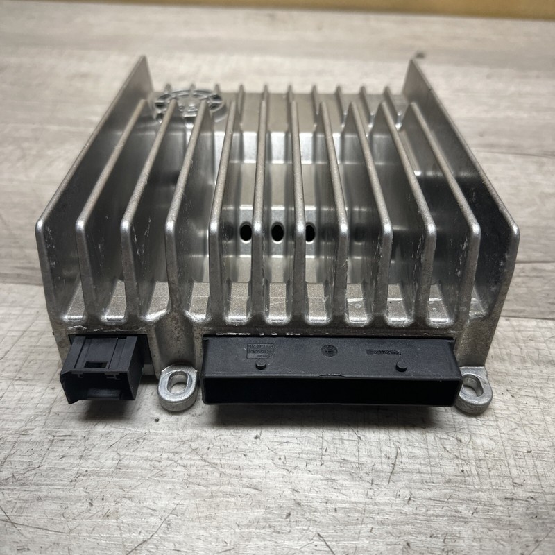 2078205289 I 2008-17 Mercedes W207 E350 CLS550 Amplifier Amp Harman/Becker OEM