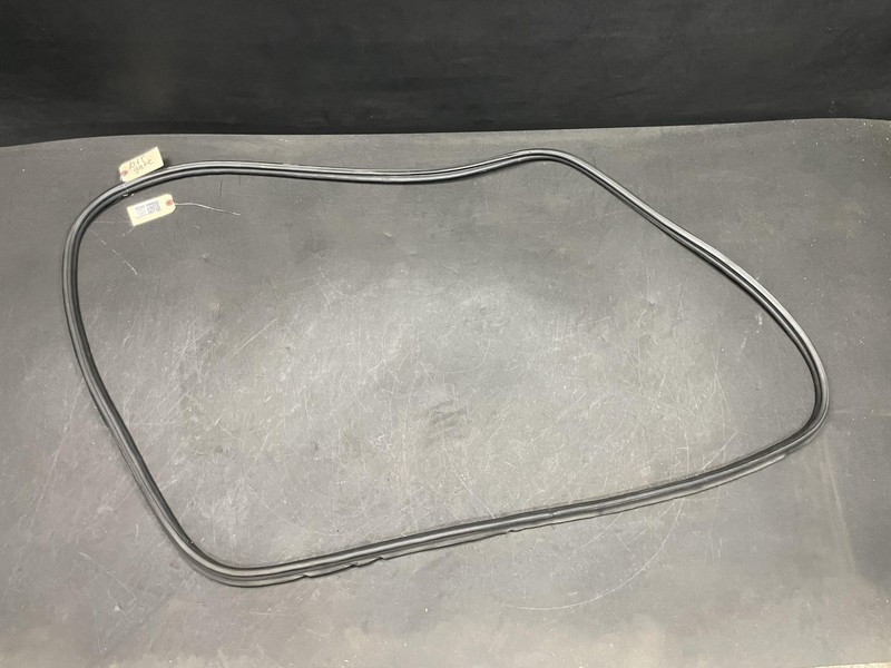 Rear Trunk Tailgate Weatherstrip 2019 Honda Pilot 74440-TG7-A01 2016 2017 - 2021