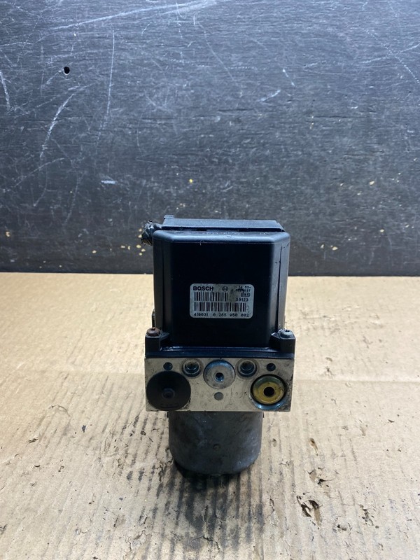 1999 - 2003 BMW 740i 750i ABS Anti-Lock Brake Pump 6755739 OEM U8919 PS