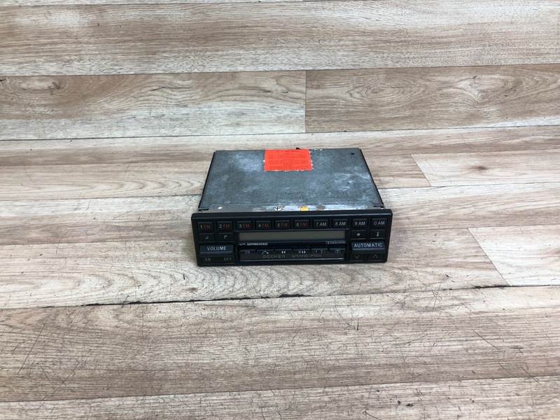 MERCEDES BENZ OEM BECKER CASSETTE PLAYER RADIO STEREO DECK HEADUNIT GRAND PRIX 4