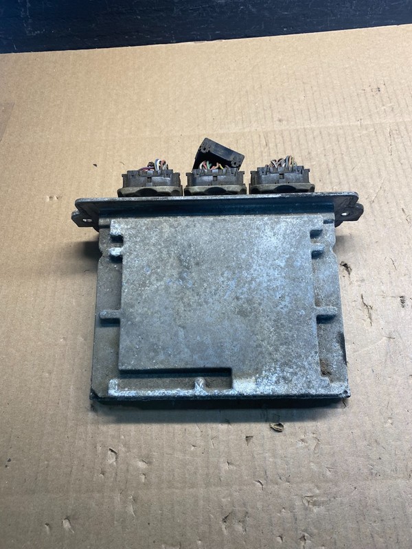 2005 2006 Ford EscapeEngine Control Unit ECU ECM Computer Module OEM AC2578 DW
