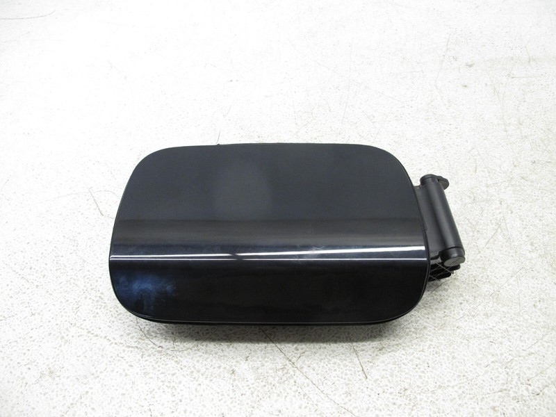 11-16 BMW F10 528i 535i 550i M5 FUEL TANK FILLER FLAP DOOR TRIM COVER LID 031224