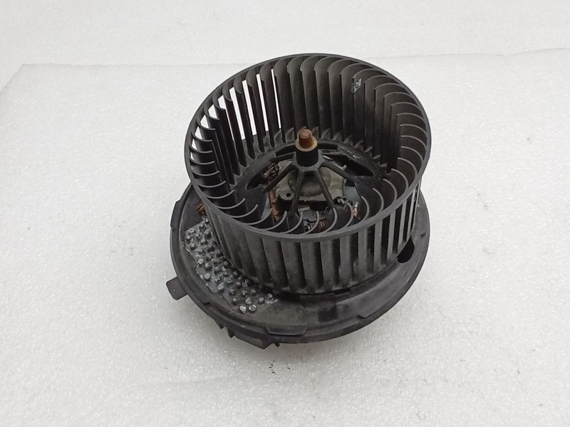 Blower Motor Automatic Temperature Control Fits 05-06 12-18 JETTA 75200