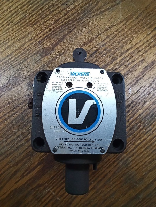 Vickers DG15S2-060-K-11 Deceleration Valve 361137