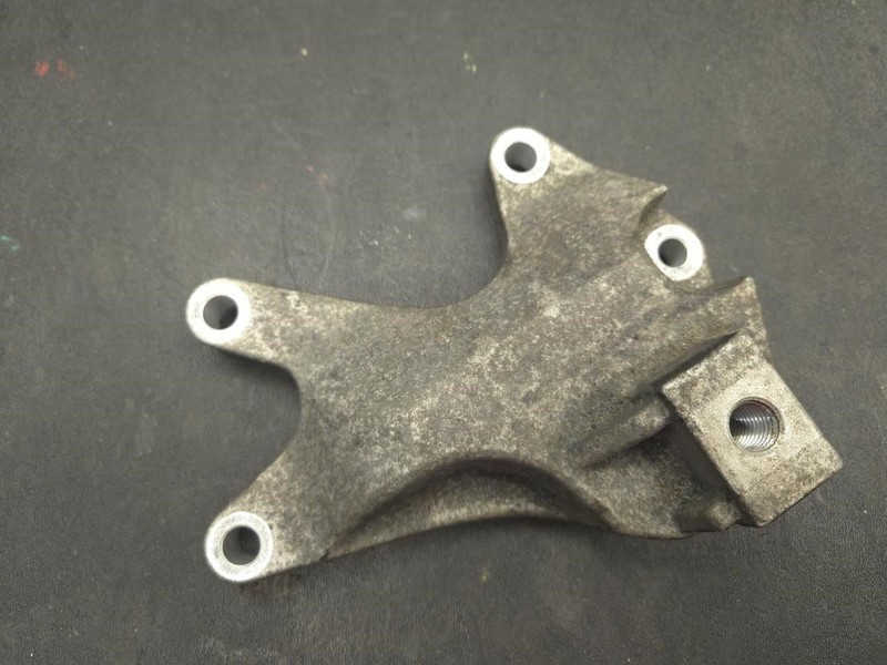 Transmission Mount Bracket 2019 Ford Escape BV61-7M125-PA 2013 2014 2015 - 2018