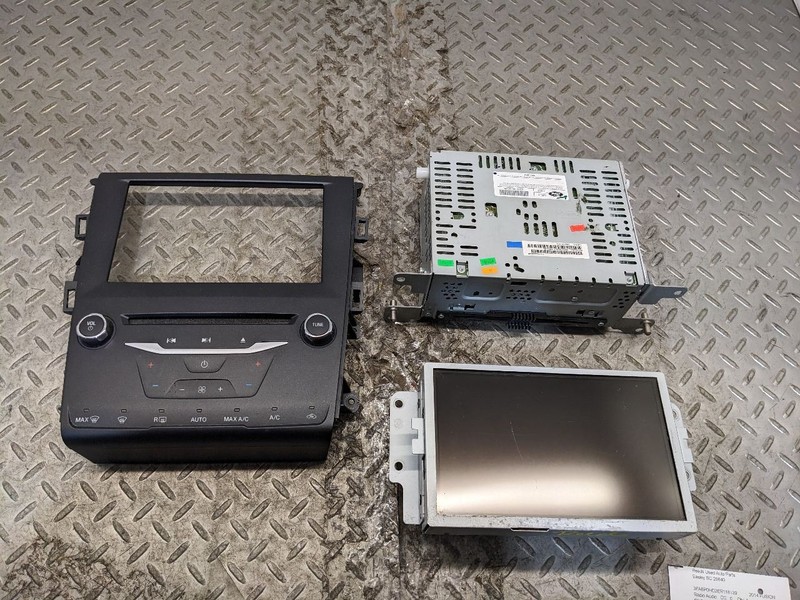 Audio Equipment Radio Receiver Screen and Control Panel 13-15 FUSION 1187761