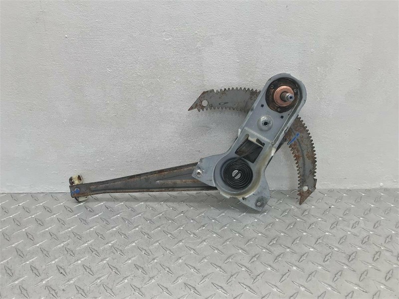 93-11 FORD RANGER STANDARD CAB DRIVER LEFT DOOR MANUAL WINDOW REGULATOR OEM