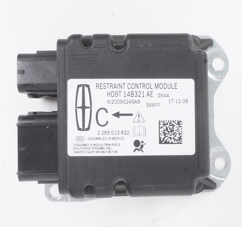 2017 - 2020 Lincoln Continental Diagnostic Computer Control Module Unit OEM