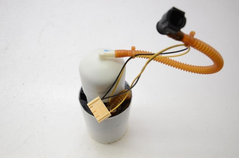 2013-2015 Porsche Boxster S Fuel Pump Assembly A2C53215042