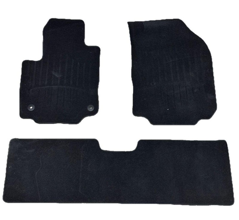 Chevy Equinox floor mats 19 complete set two front & rear OEM 84265141 84395199