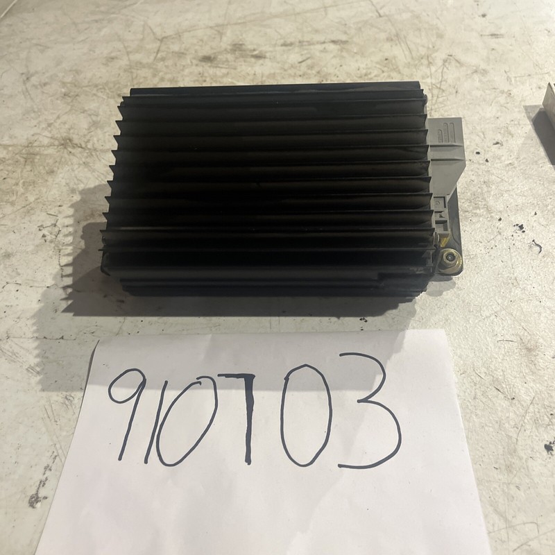 99-02 Mercedes W210 E430 E55 AMG E320 Bose Amp Amplifier 2108202689 OEM