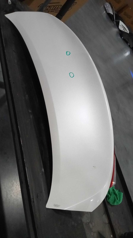 2016 KIA Forte Deck Lid Trunk Lid White OEM 69200A7010 116k Miles