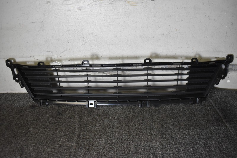 2013-2015 Lexus ES350 Bumper Grille Front Lower 27182TK 2014 Grille