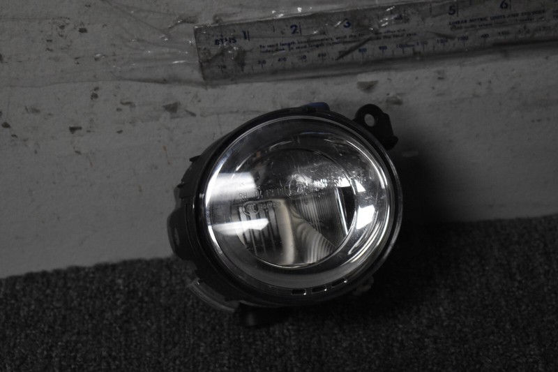 2014-2019 INFINITI Q50 SPORT FOG LIGHT RIGHT SIDE FACTORY OEM
