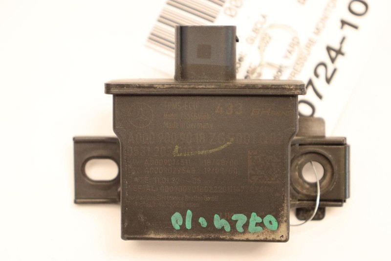 2020-2023 MERCEDES GLB250 X247 TPMS TIRE PRESSURE MONITORING MODULE SENSOR OEM