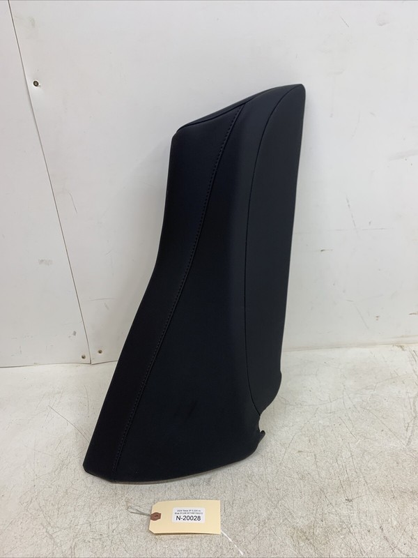 ⚡️24-25 TESLA 3 SECOND ROW BOLSTER - RIGHT HAND BLACK 1836648-01-A 20028 U14