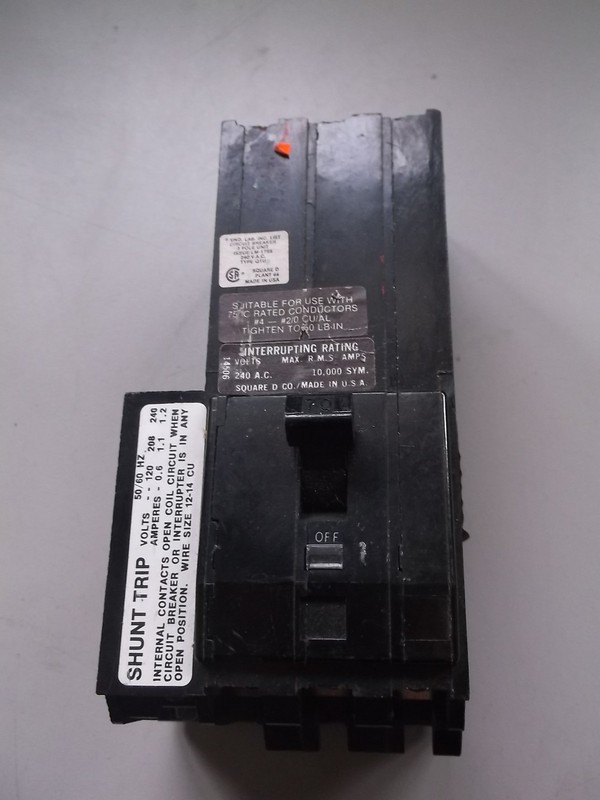Square D Q1U3701021 3-Pole 70A Shunt Trip Circuit Breaker *FREE SHIPPING*