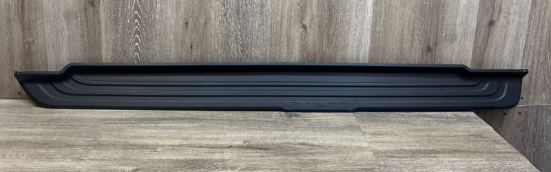 2023-2025 Honda Pilot LH Running Board OEM Part# 08L33-T90-100