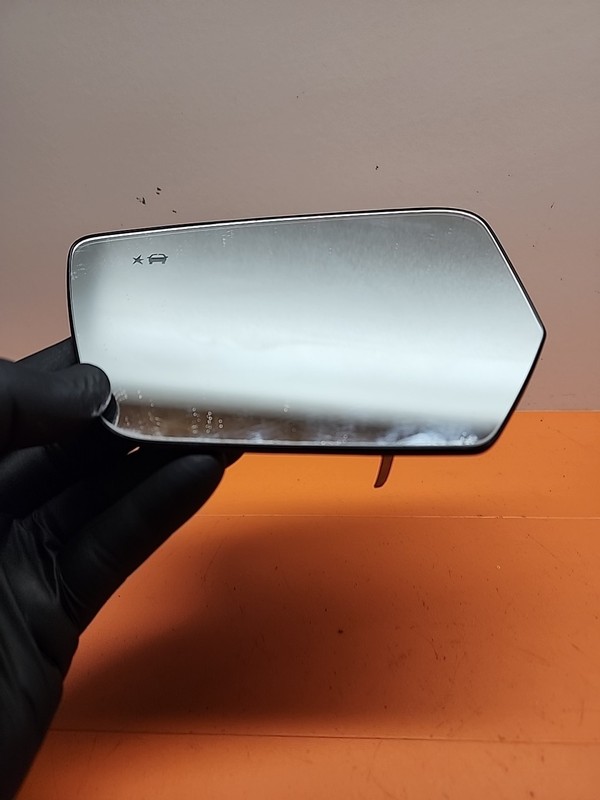 84386198 | Genuine GM Mirror Left Glass Only W/O Blind Spot Heated LH OEM