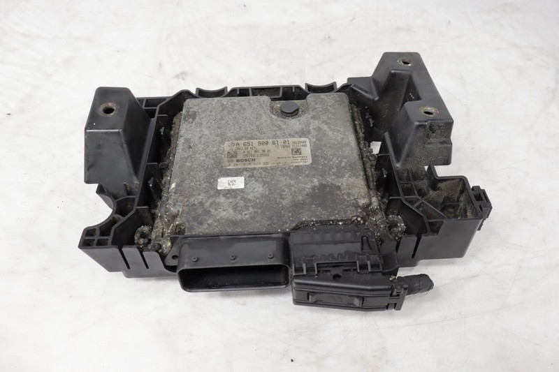 2014 2015 2016 Mercedes Sprinter 2.1L 3500 Engine Computer Module A651 900 61 01