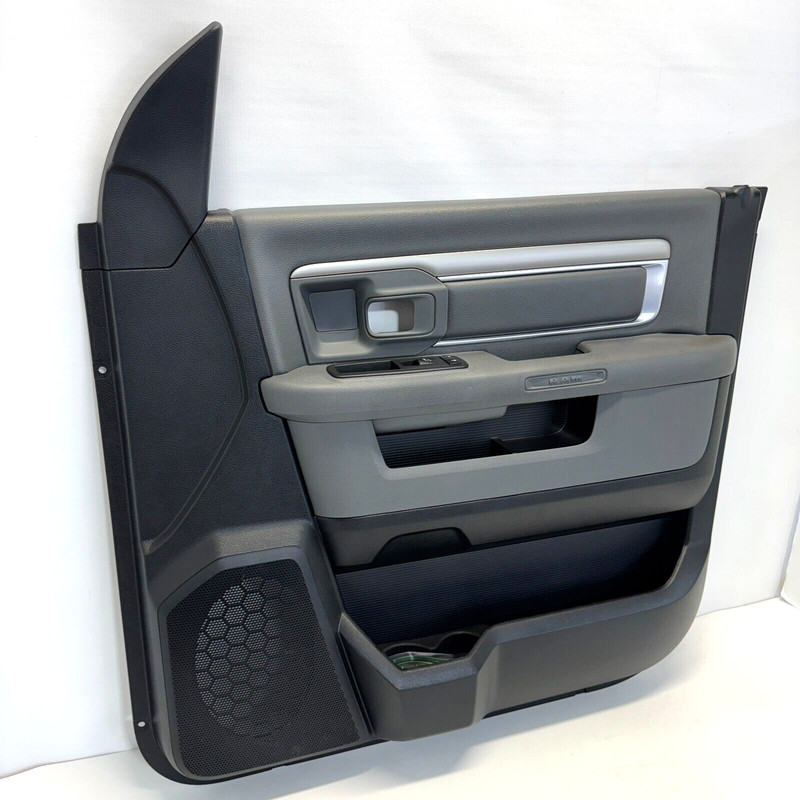 ✅ 2013-2024 RAM 1500-3500 CREW CAB OEM DOOR TRIM PANEL FRONT RIGHT PASSENGER