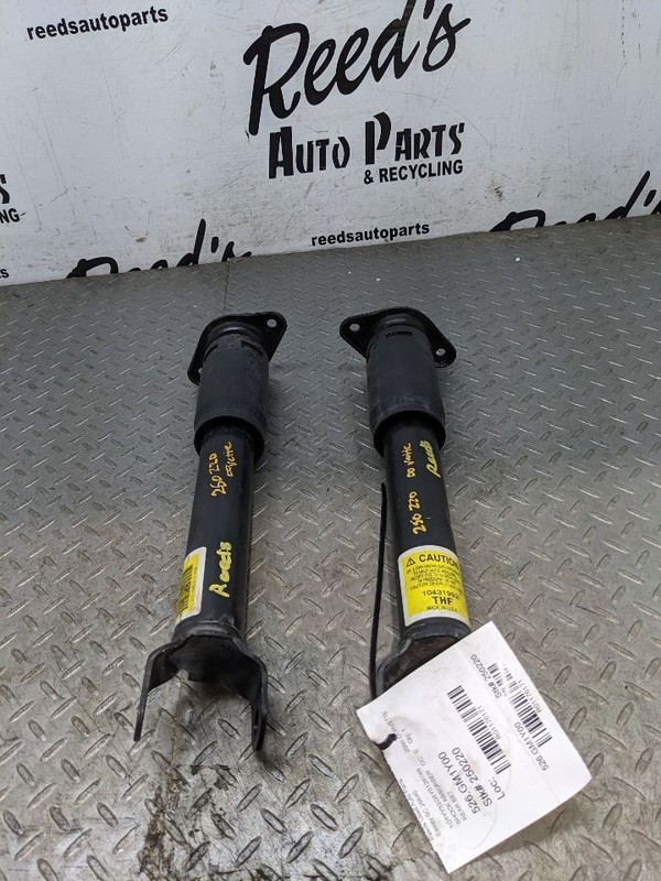 97-04 CHEVROLET CORVETTE C5 SET OF 2 REAR LEFT RIGHT STRUT SHOCK ABSORBE 1176171