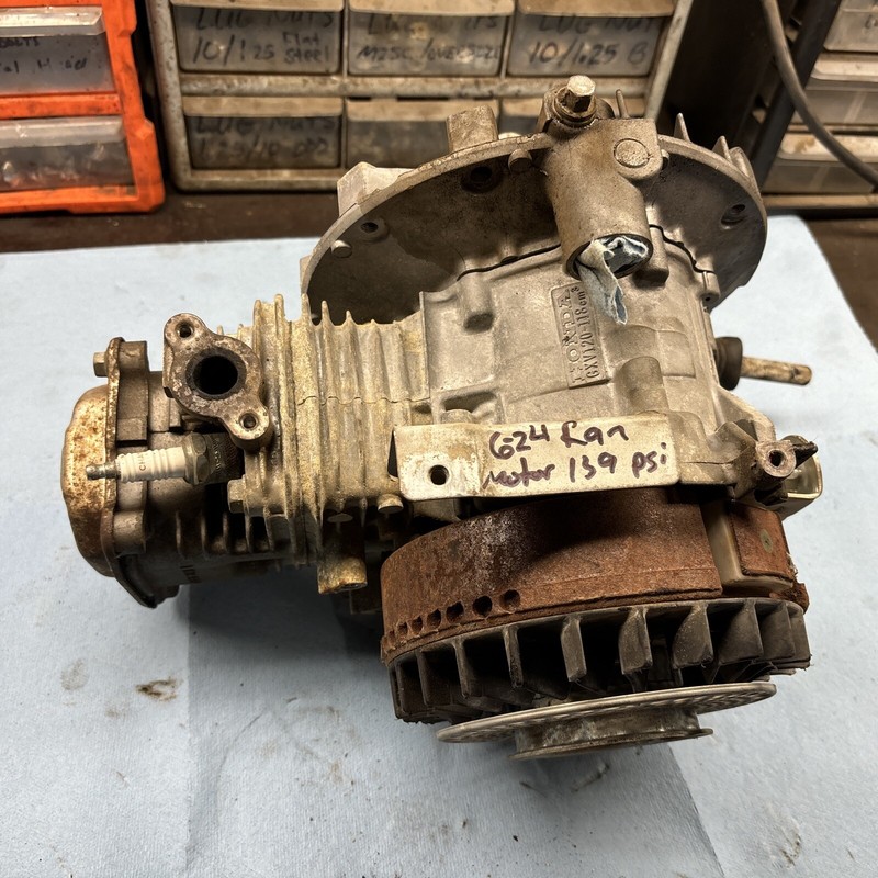 Honda Push Lawn Mower HR214Motor